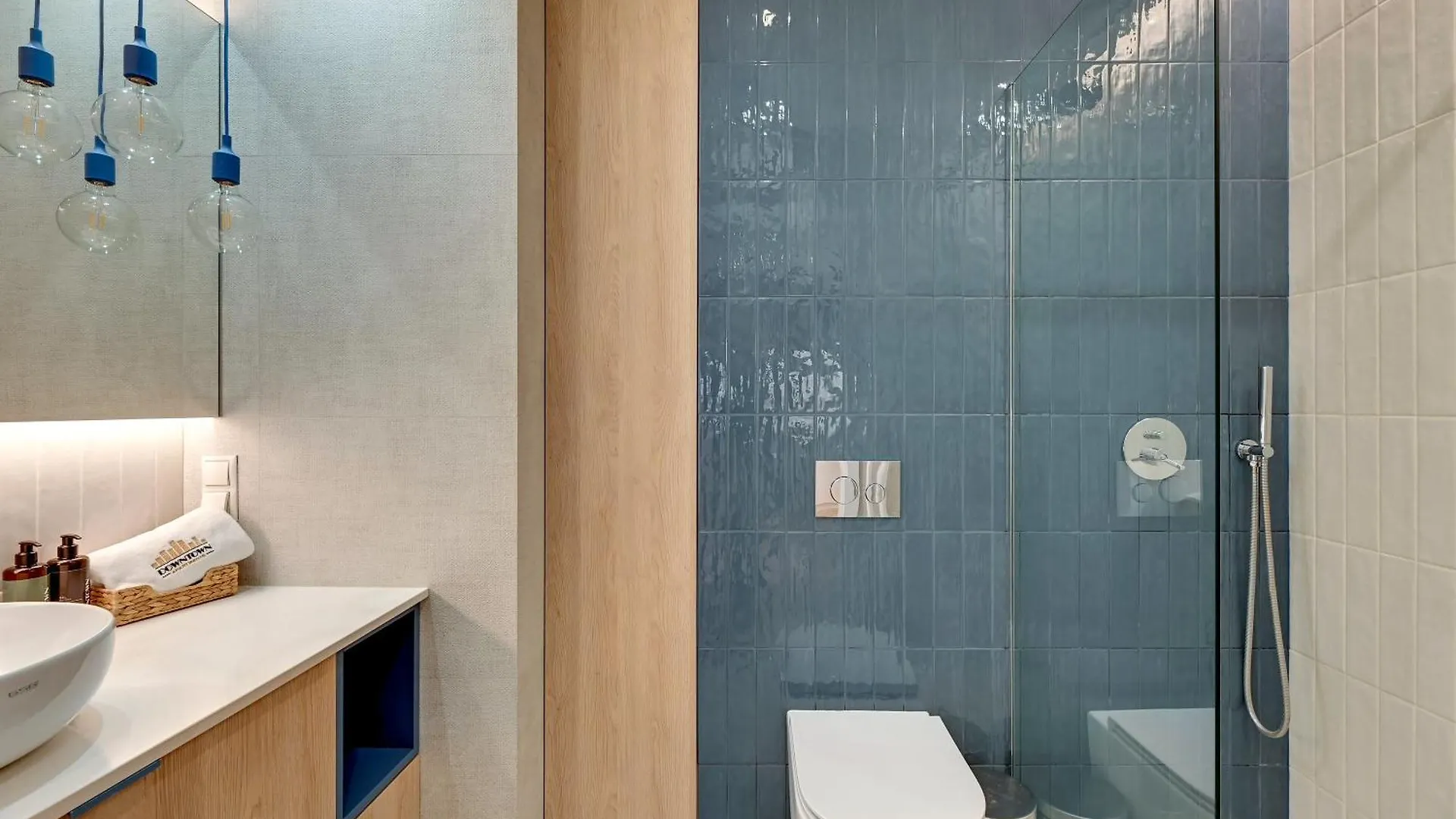 Waterlane Island - Riverview Pool, Spa, Gym & Parking By Downtown Apartments Gdansk