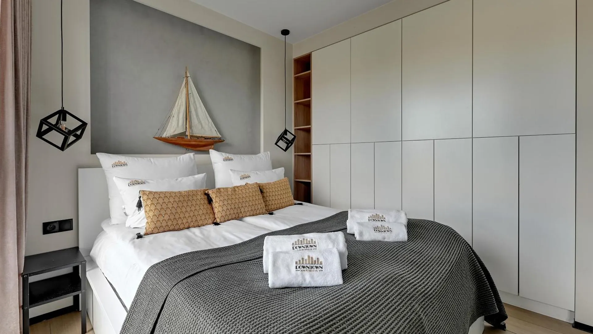 Waterlane Island - Riverview Pool, Spa, Gym & Parking By Downtown Apartments Gdansk