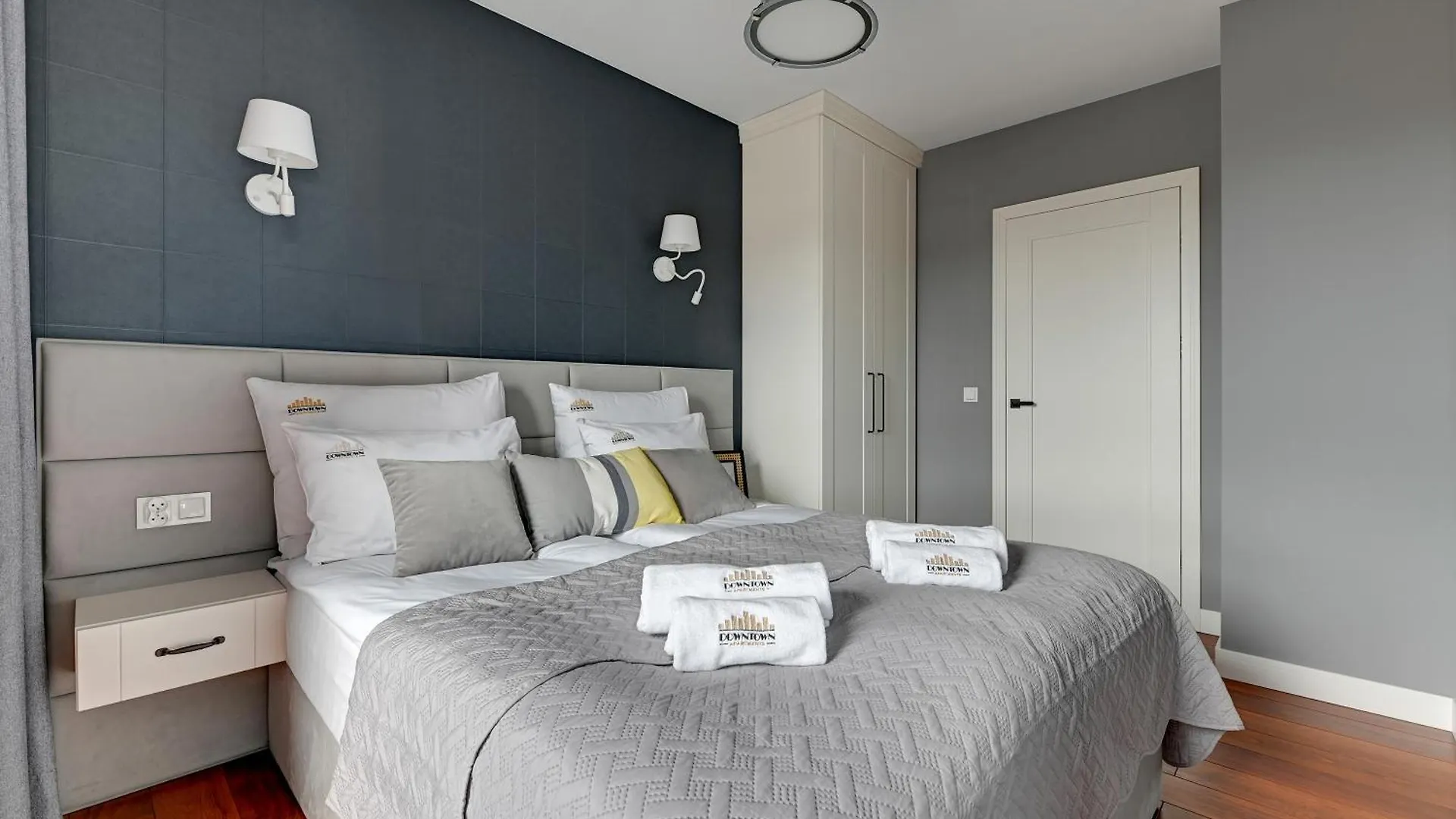 Waterlane Island - Riverview Pool, Spa, Gym & Parking By Downtown Apartments グダニスク ポーランド